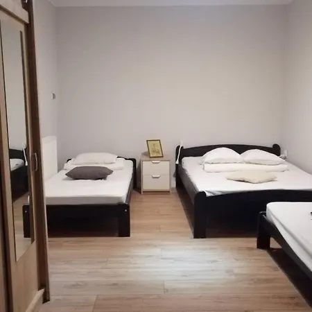 Dom Dla Turystow I Pracownikow Vila Kowale (Gdansk)